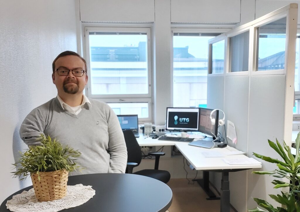 Mattias Gripenberg at UTG's new office in Jakobstad